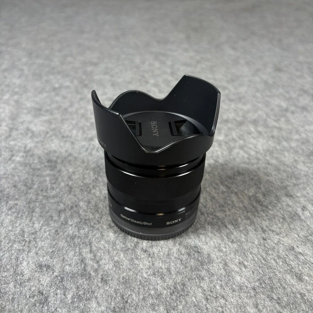 Sony E 35mm f/1.8 OSS Lens SEL35F18 E-mount APS-C Black with Hood ALC-SH112